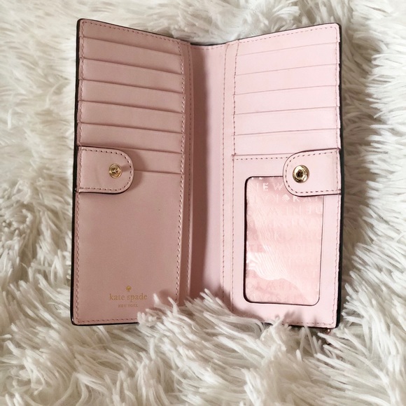 Kate Spade- soft pink Cameron st wallet - Picture 5 of 8
